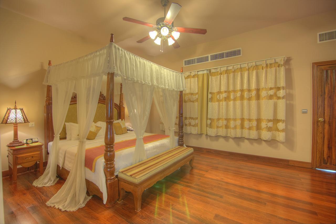 Bayon Era Hotel Siem Reap Exterior foto
