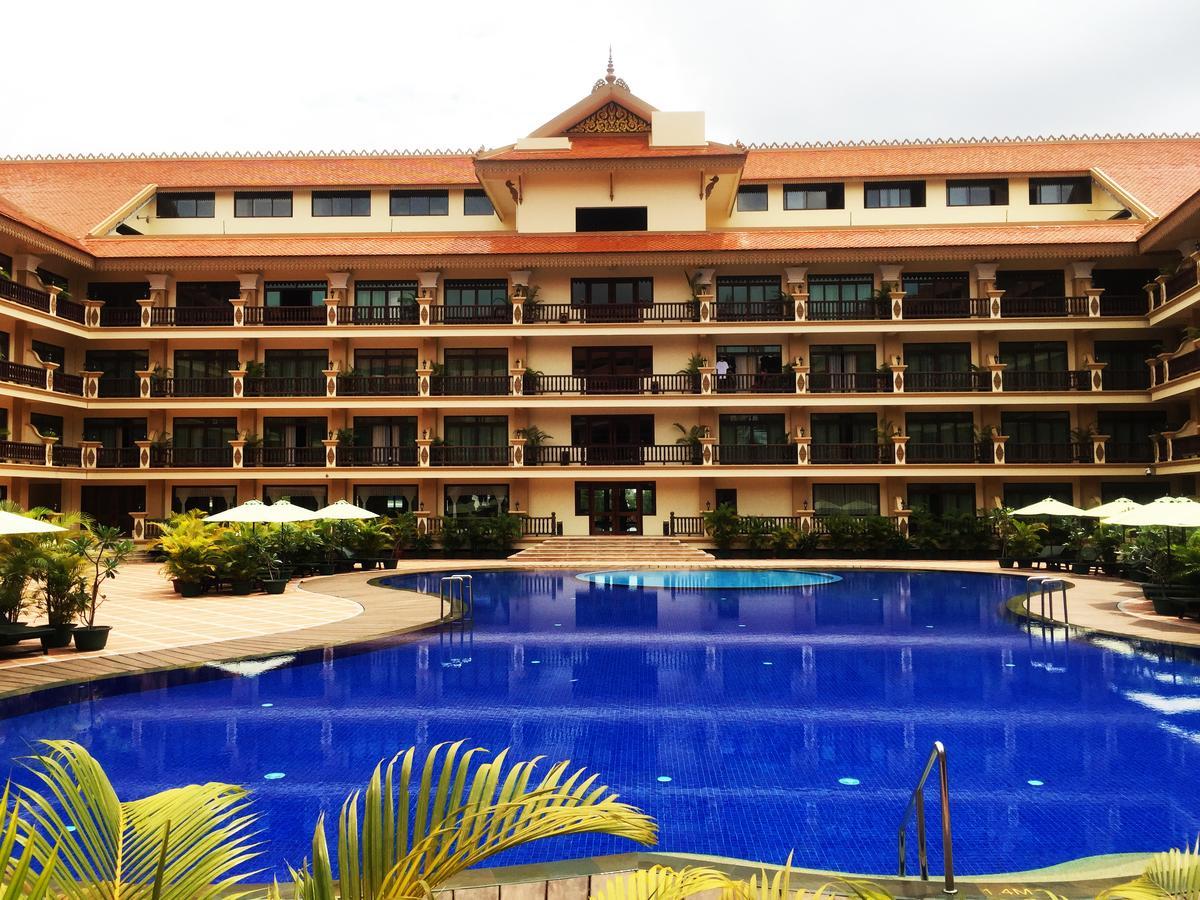Bayon Era Hotel Siem Reap Exterior foto